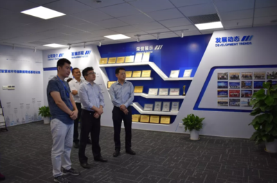 荣泽科技区块链 构建可信数据网络，引领技术服务新范式